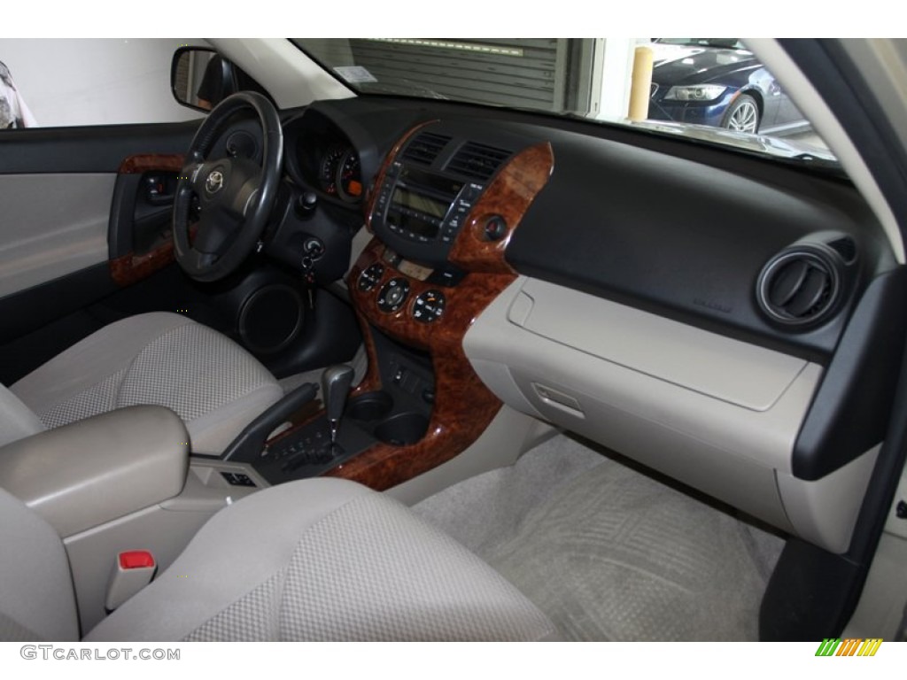 2008 Toyota RAV4 Limited Dashboard Photos