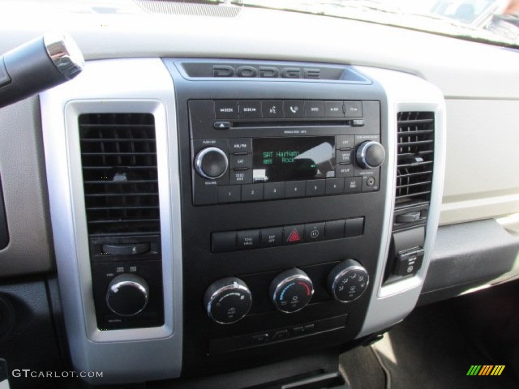 2009 Ram 1500 SLT Crew Cab 4x4 - Austin Tan Pearl / Dark Slate/Medium Graystone photo #19