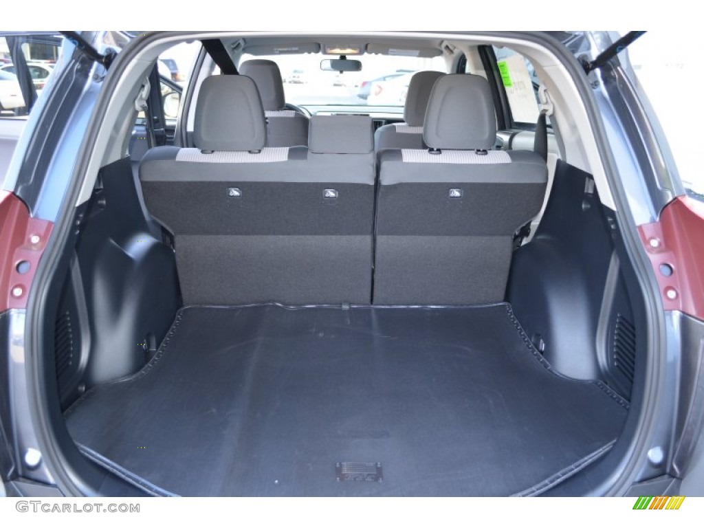 2013 Toyota RAV4 LE Trunk Photo #77389467