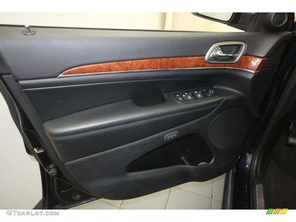 2011 Jeep Grand Cherokee Limited Black Door Panel Photo #77390000