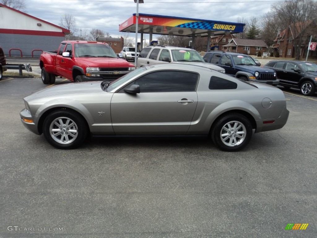 2009 Mustang V6 Coupe - Vapor Silver Metallic / Light Graphite photo #1