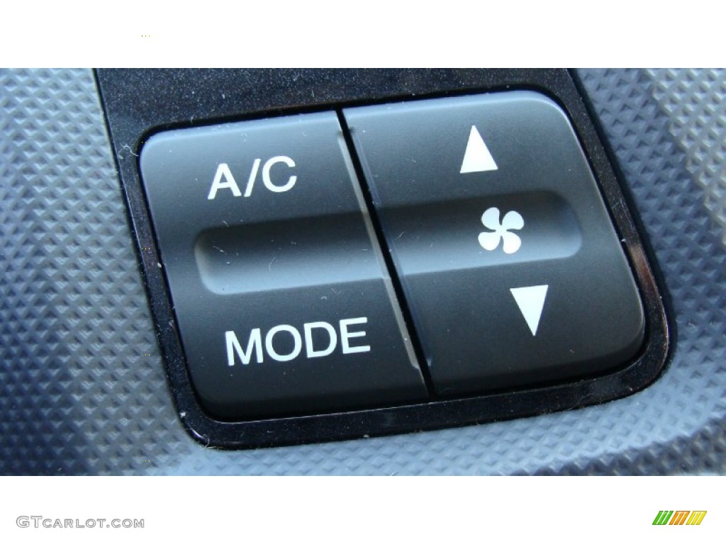 2010 Honda Insight Hybrid EX Controls Photo #77392054