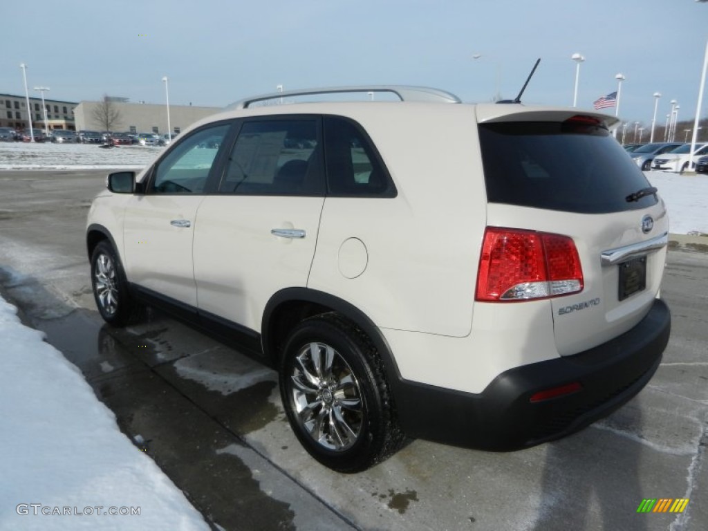 2011 Sorento EX V6 - White Sand Beige / Beige photo #5