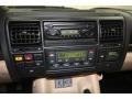 2004 Land Rover Discovery Alpaca Beige Interior Audio System Photo