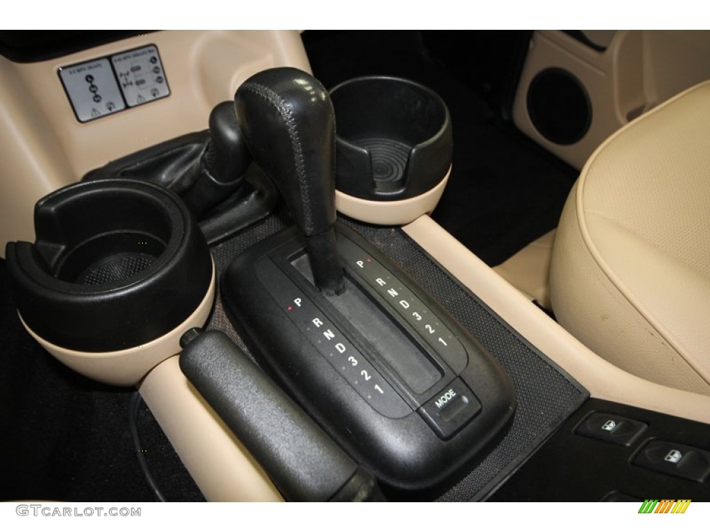 2004 Land Rover Discovery S Transmission Photos