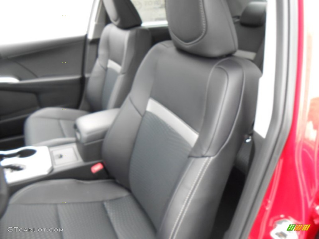 2013 Camry SE - Barcelona Red Metallic / Black photo #23