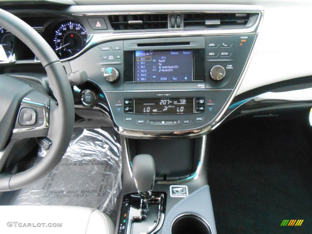 2013 Toyota Avalon XLE Controls Photo #77396253