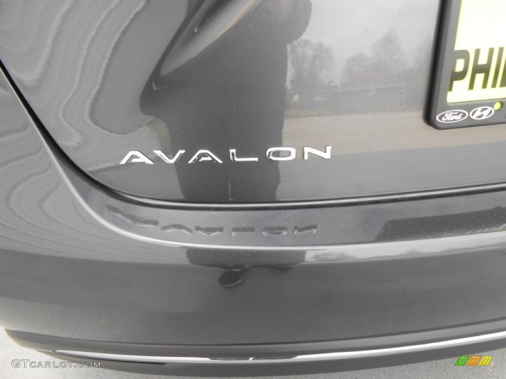 2013 Avalon Hybrid XLE - Magnetic Gray Metallic / Black photo #6