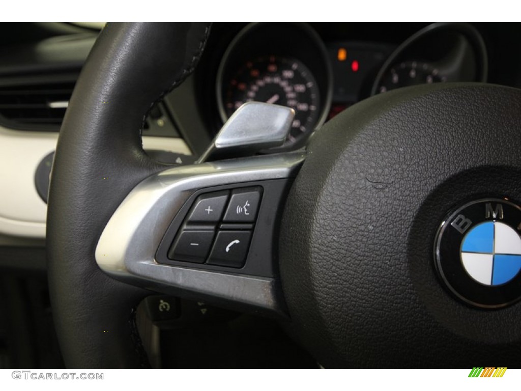2010 BMW Z4 sDrive30i Roadster Controls Photo #77396517