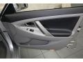 Classic Silver Metallic - Camry SE Photo No. 36