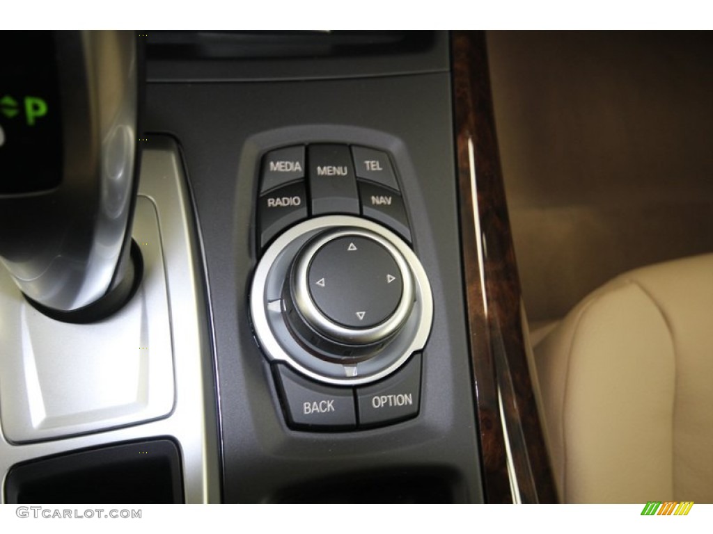 2013 X5 xDrive 35i Premium - Black Sapphire Metallic / Sand Beige photo #19