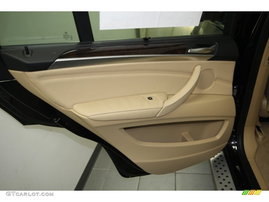 2013 X5 xDrive 35i Premium - Black Sapphire Metallic / Sand Beige photo #25