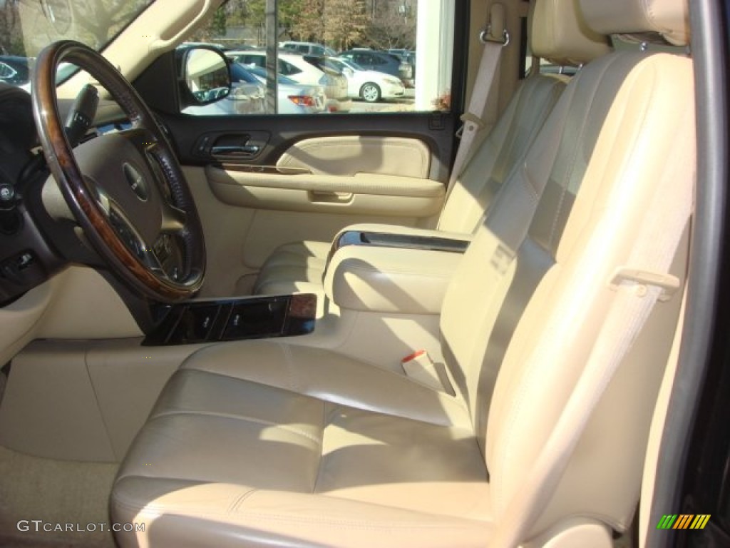 2007 GMC Yukon XL Denali AWD Front Seat Photo #77400915