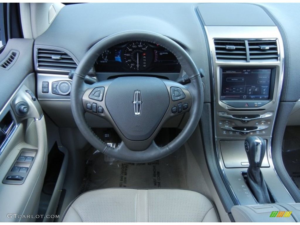 2011 Lincoln MKX FWD Medium Light Stone Dashboard Photo #77401080