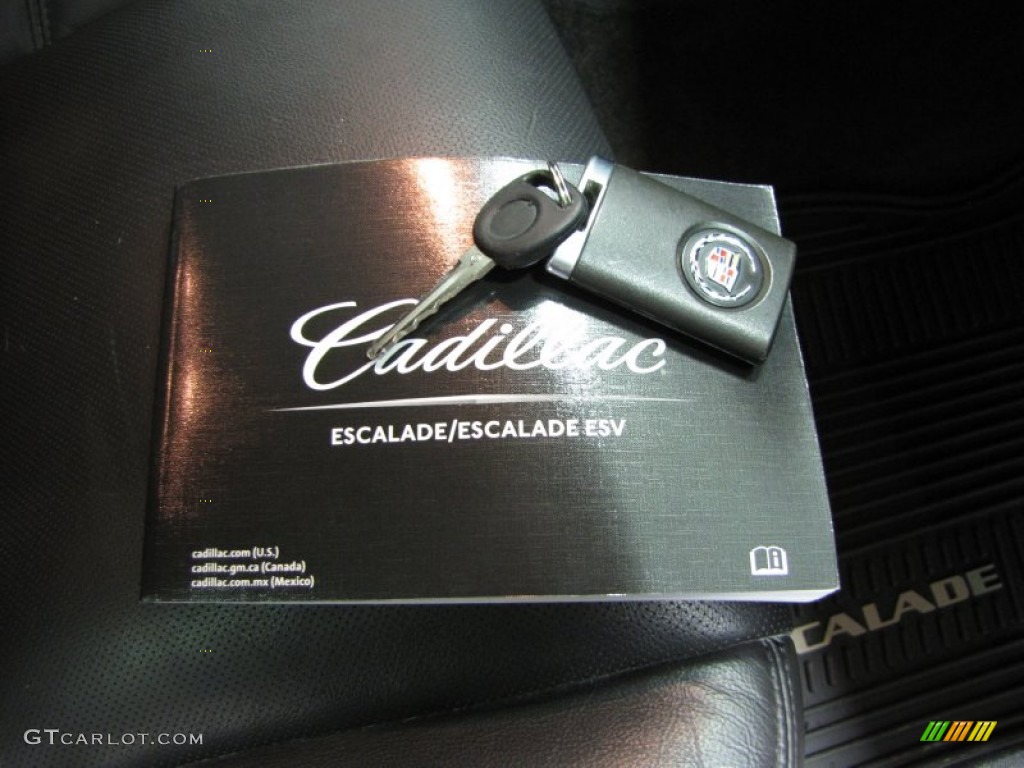 2011 Cadillac Escalade Luxury AWD Books/Manuals Photo #77402048