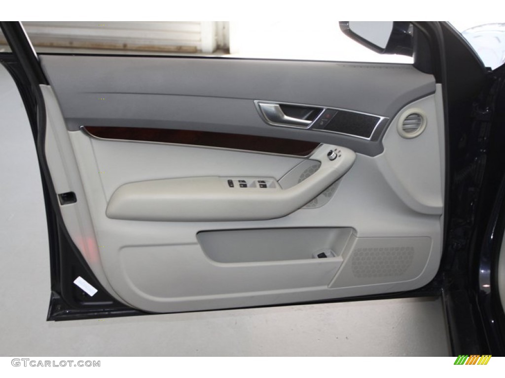 2009 Audi A6 3.2 Sedan Pale Grey Door Panel Photo #77403581
