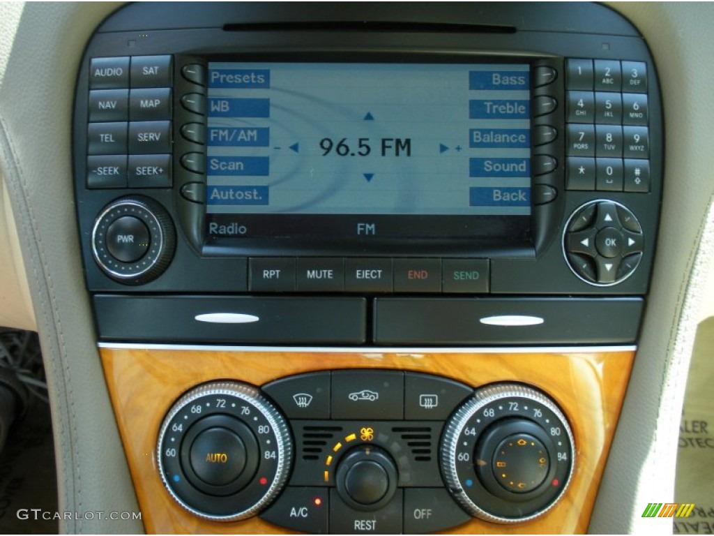 2008 Mercedes-Benz SL 550 Roadster Controls Photo #77403618