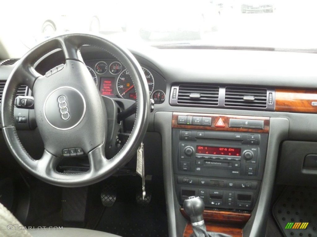2003 Audi Allroad 2.7T quattro Dashboard Photos