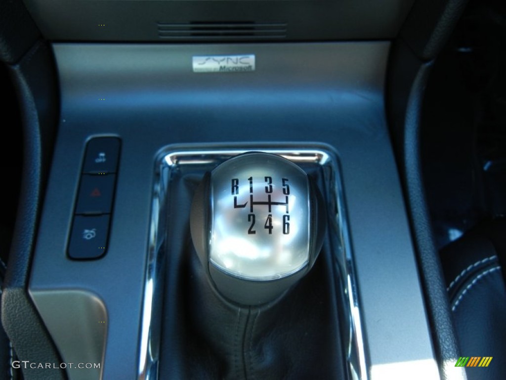 2013 Ford Mustang GT Premium Coupe 6 Speed Manual Transmission Photo #77404197