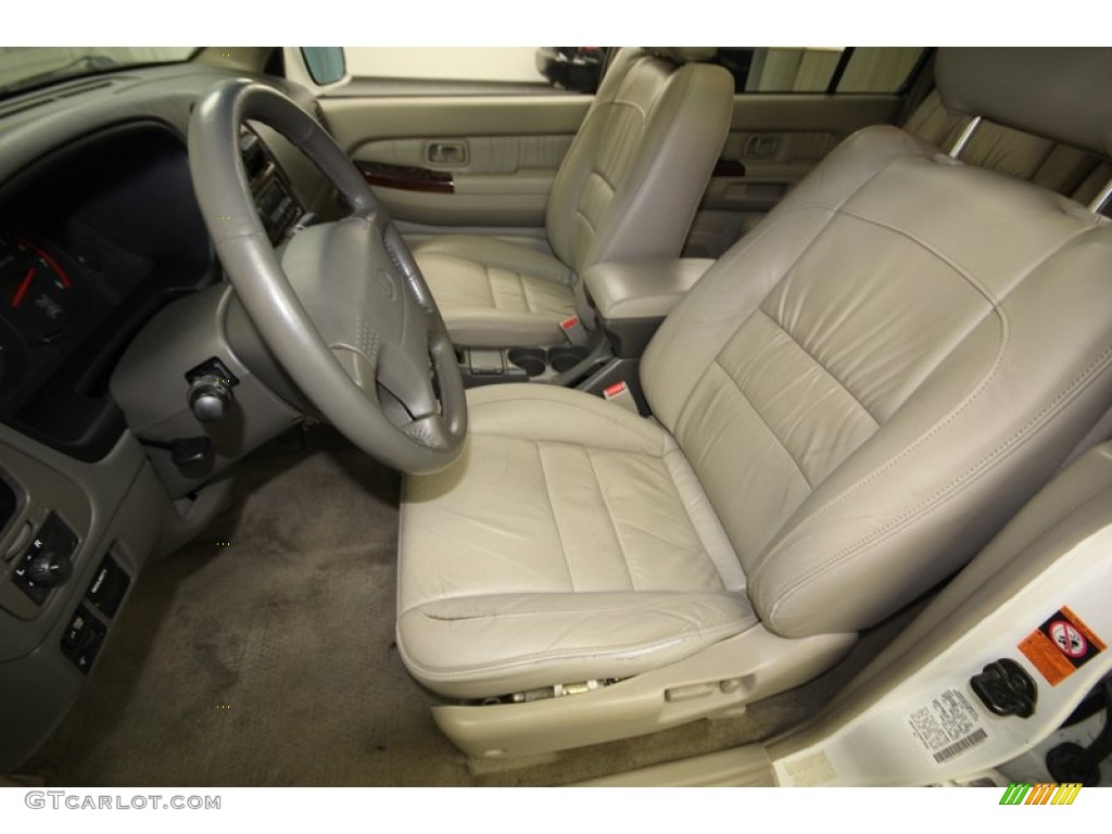 2000 Infiniti QX4 Standard QX4 Model Front Seat Photo #77405811