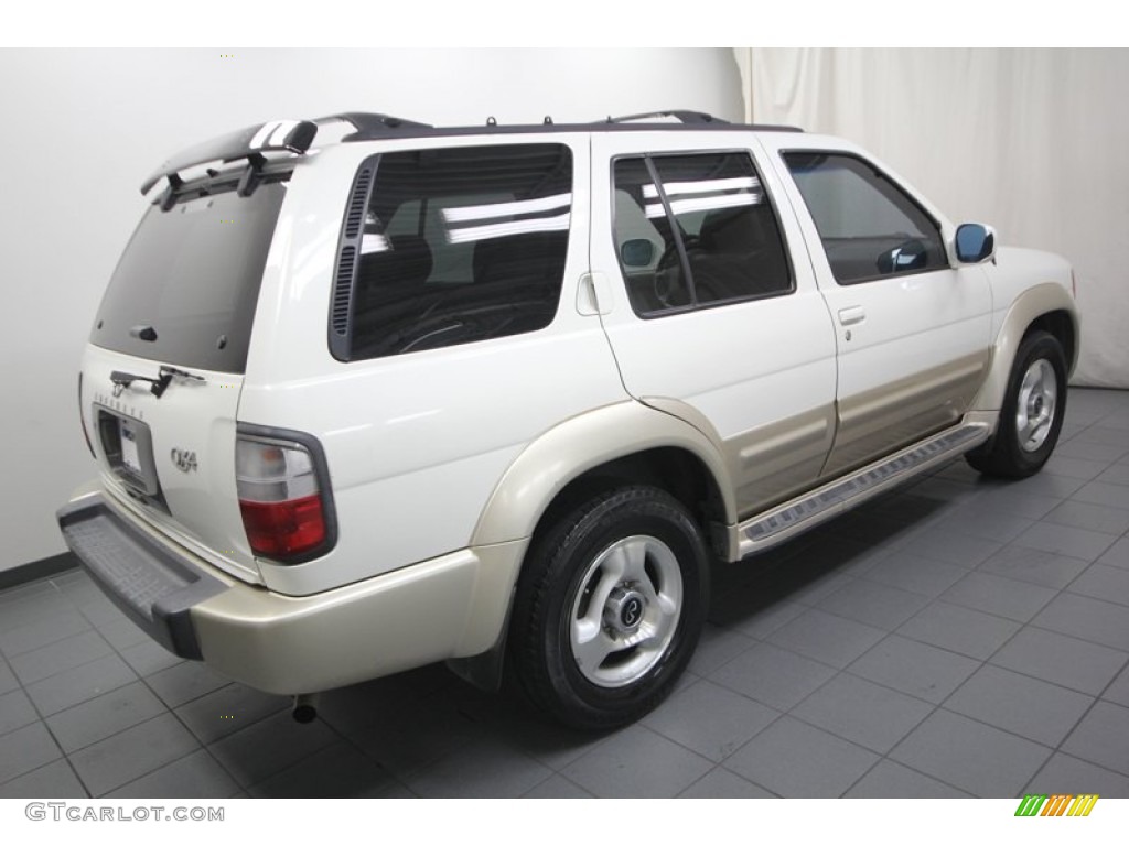 2000 QX4  - Dover White / Stone Beige photo #11