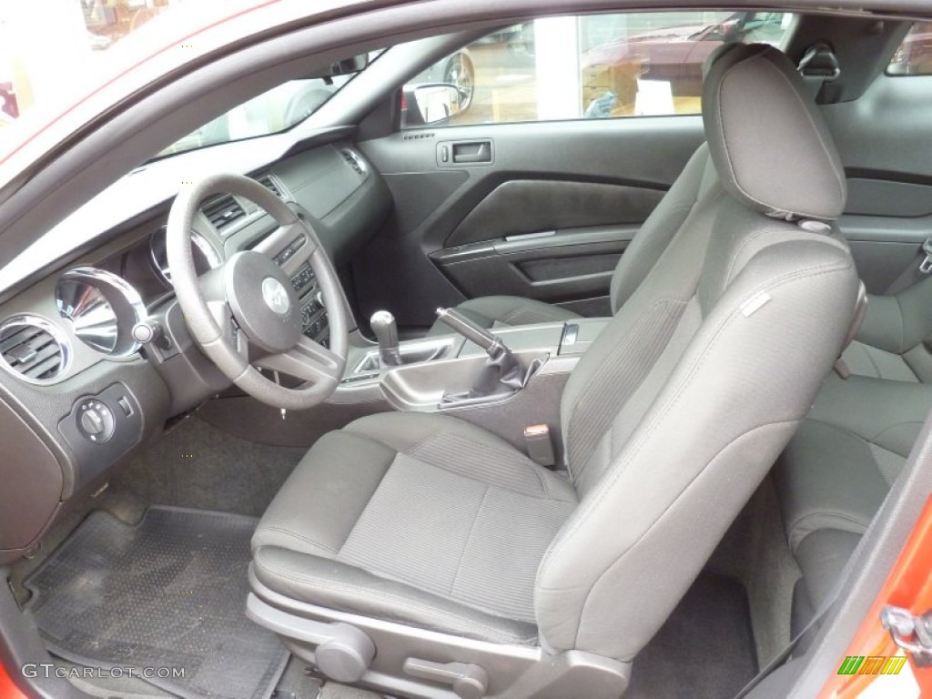 2010 Ford Mustang GT Coupe Front Seat Photo #77406142