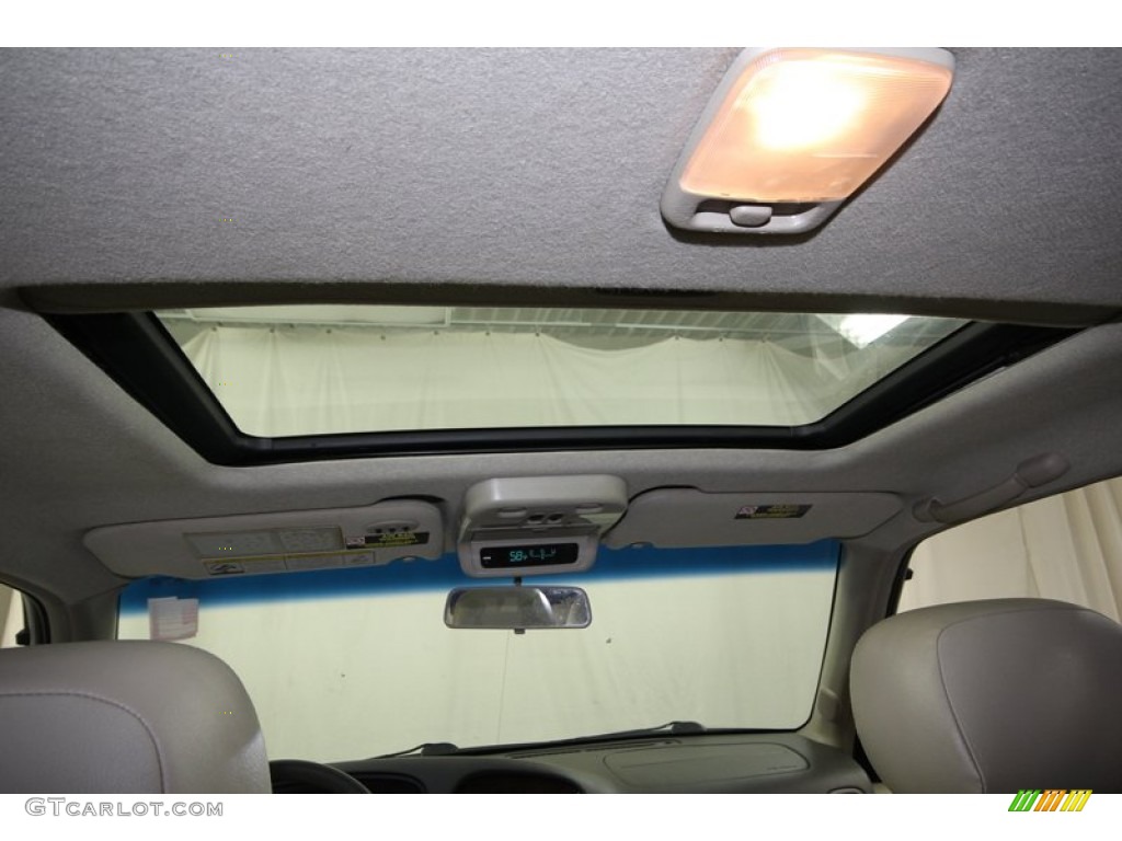 2000 Infiniti QX4 Standard QX4 Model Sunroof Photos