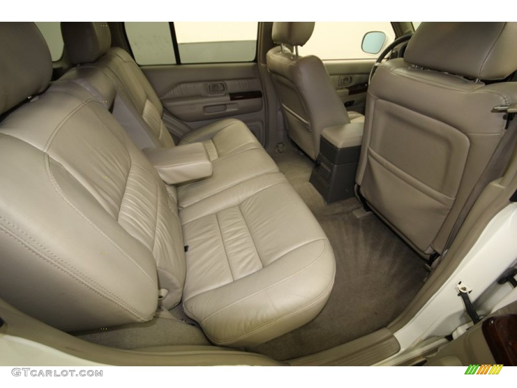 Stone Beige Interior 2000 Infiniti QX4 Standard QX4 Model Photo #77406388