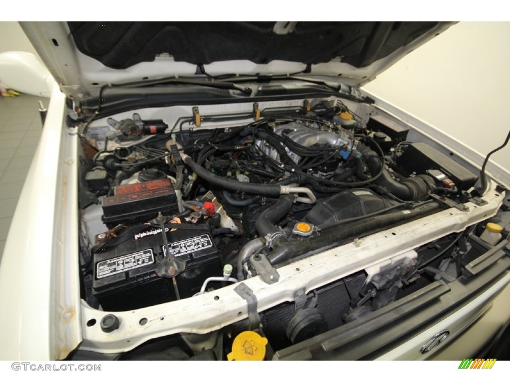 2000 Infiniti QX4 Standard QX4 Model 3.3 Liter SOHC 12-Valve V6 Engine Photo #77406544