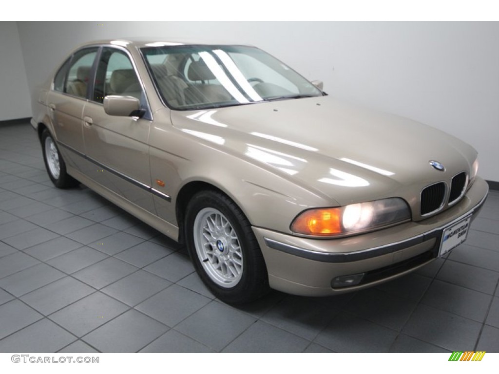 Sahara beige metallic bmw