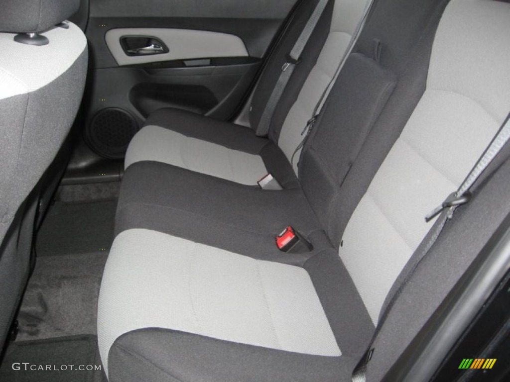 2013 Chevrolet Cruze LS Rear Seat Photo #77406831