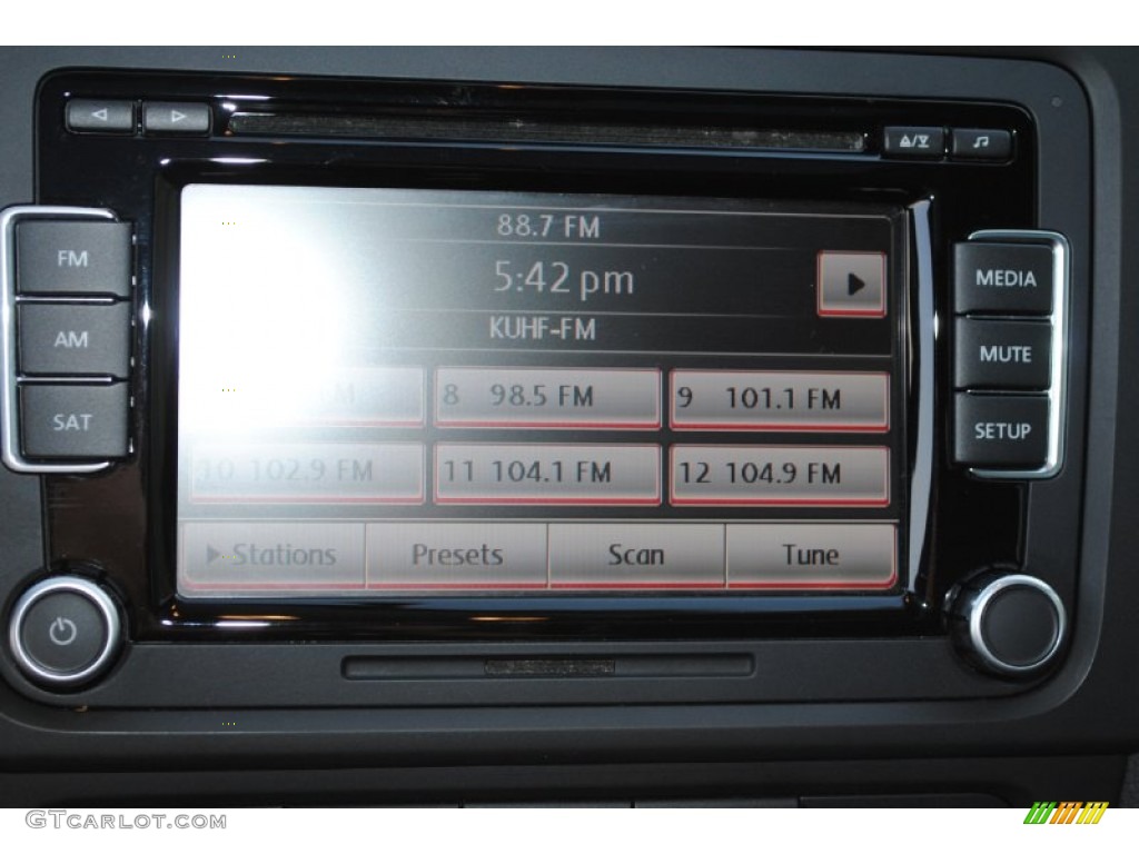 2011 Volkswagen Golf 4 Door TDI Controls Photo #77407296