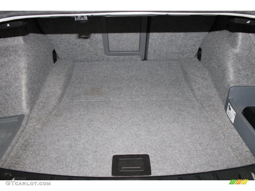 2009 BMW 3 Series 335i Coupe Trunk Photos