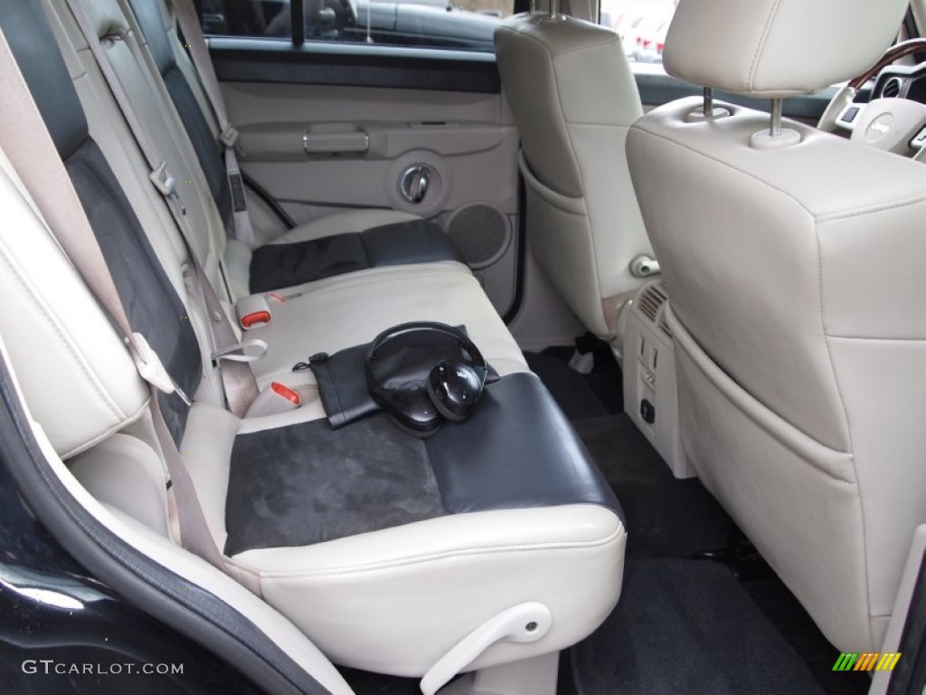 Dark Khaki/Light Graystone Interior 2009 Jeep Commander Overland 4x4 Photo #77409201