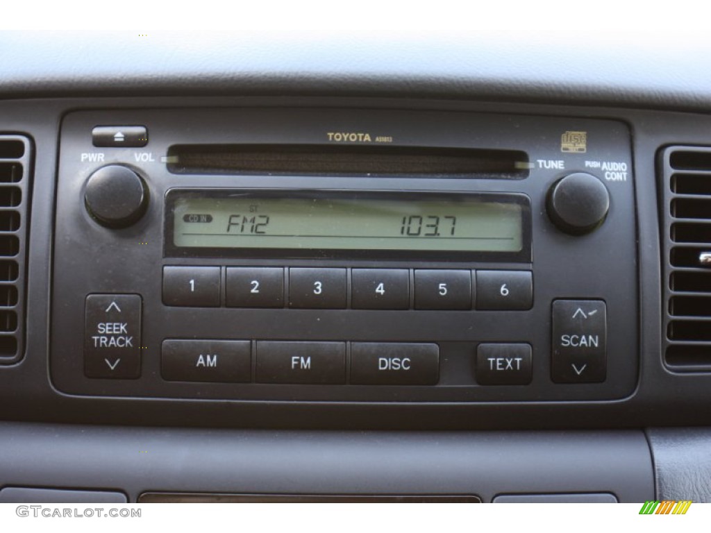 2006 Toyota Corolla S Audio System Photo #77409285