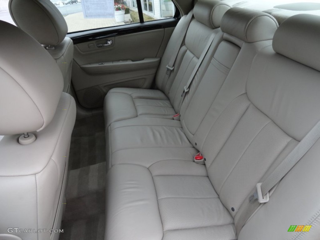 Shale/Cocoa Accents Interior 2011 Cadillac DTS Standard DTS Model Photo #77409470