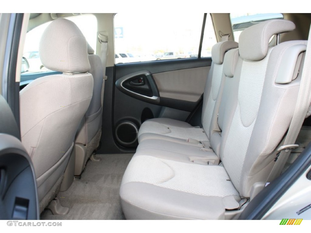 2006 Toyota RAV4 Standard RAV4 Model Rear Seat Photos