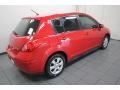 Red Alert - Versa 1.8 SL Hatchback Photo No. 10