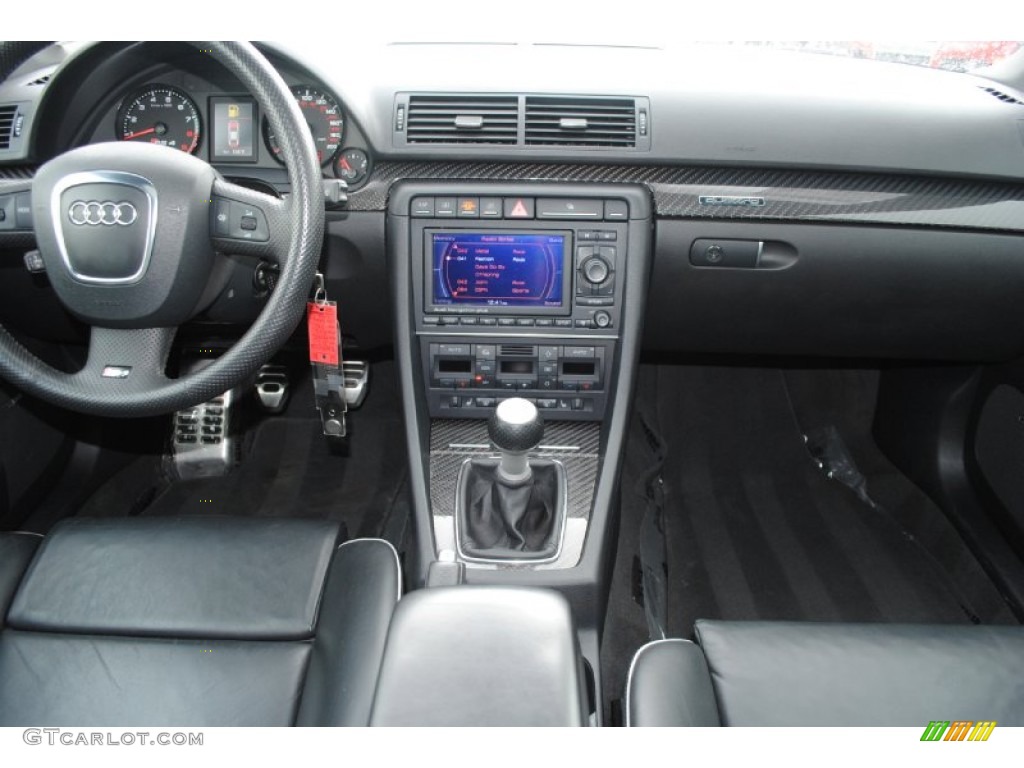 2007 Audi RS4 4.2 quattro Sedan Black Dashboard Photo #77412924