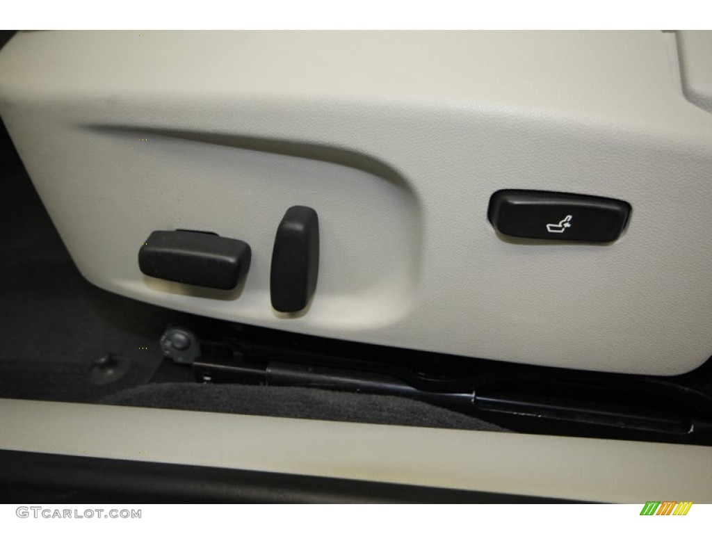 2008 Saab 9-3 2.0T Convertible Controls Photo #77413158