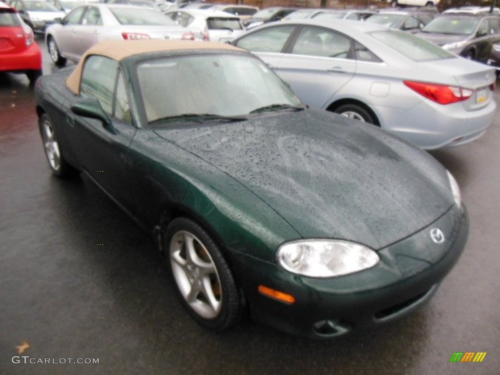 Emerald Green Mica Mazda MX-5 Miata