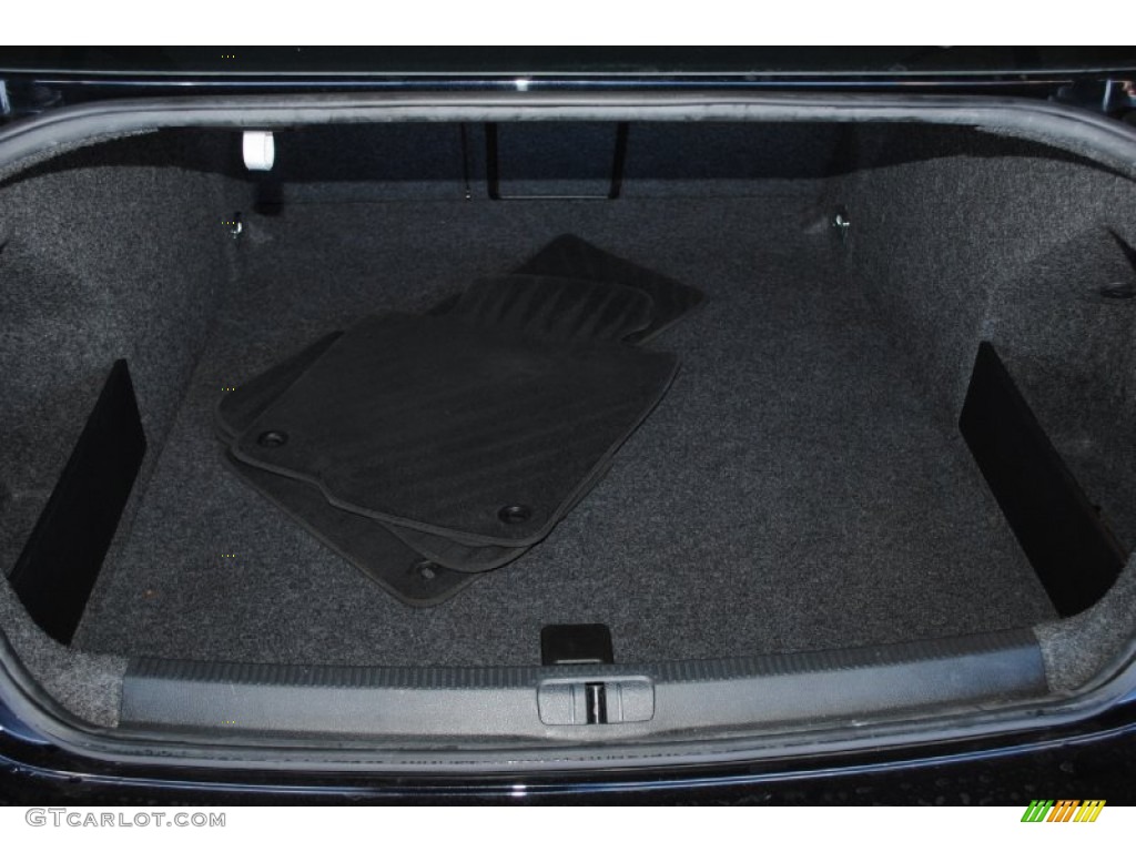 2006 Volkswagen Passat 2.0T Sedan Trunk Photo #77413954