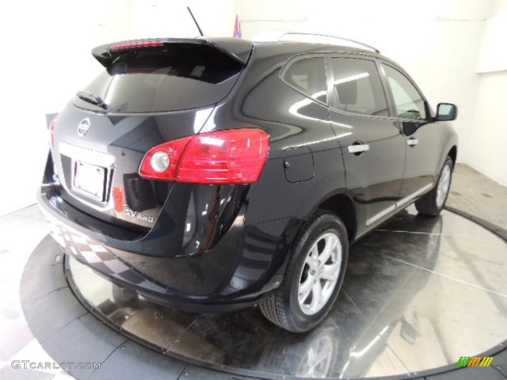 2011 Rogue SV AWD - Wicked Black / Black photo #6