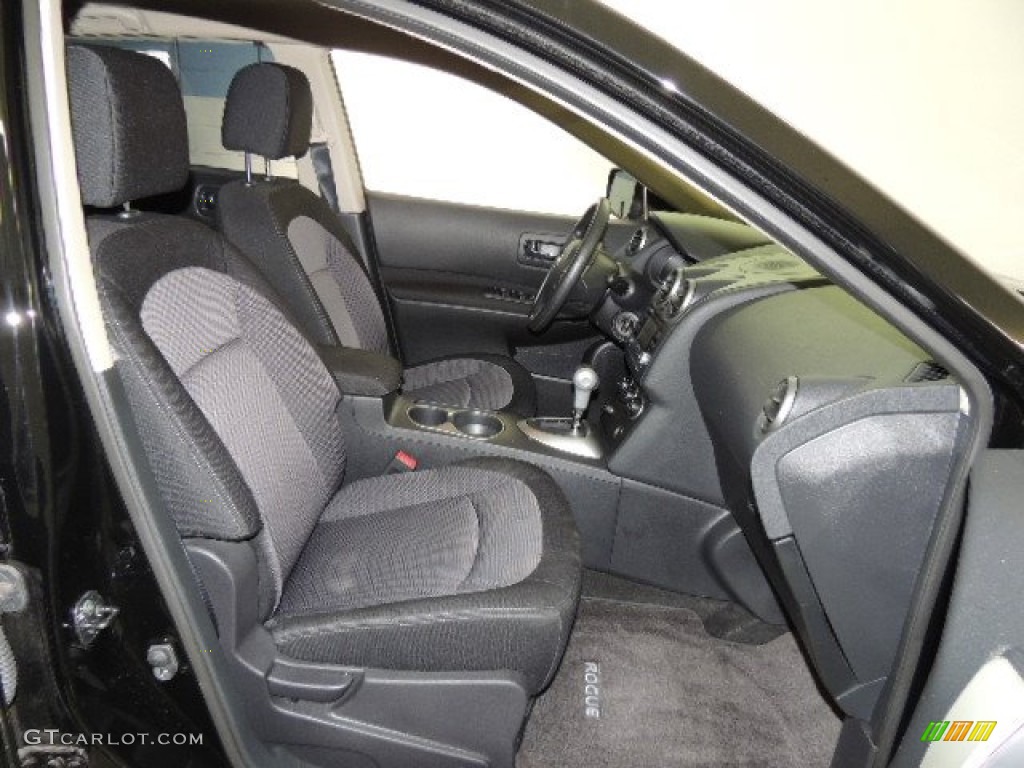 2011 Rogue SV AWD - Wicked Black / Black photo #13