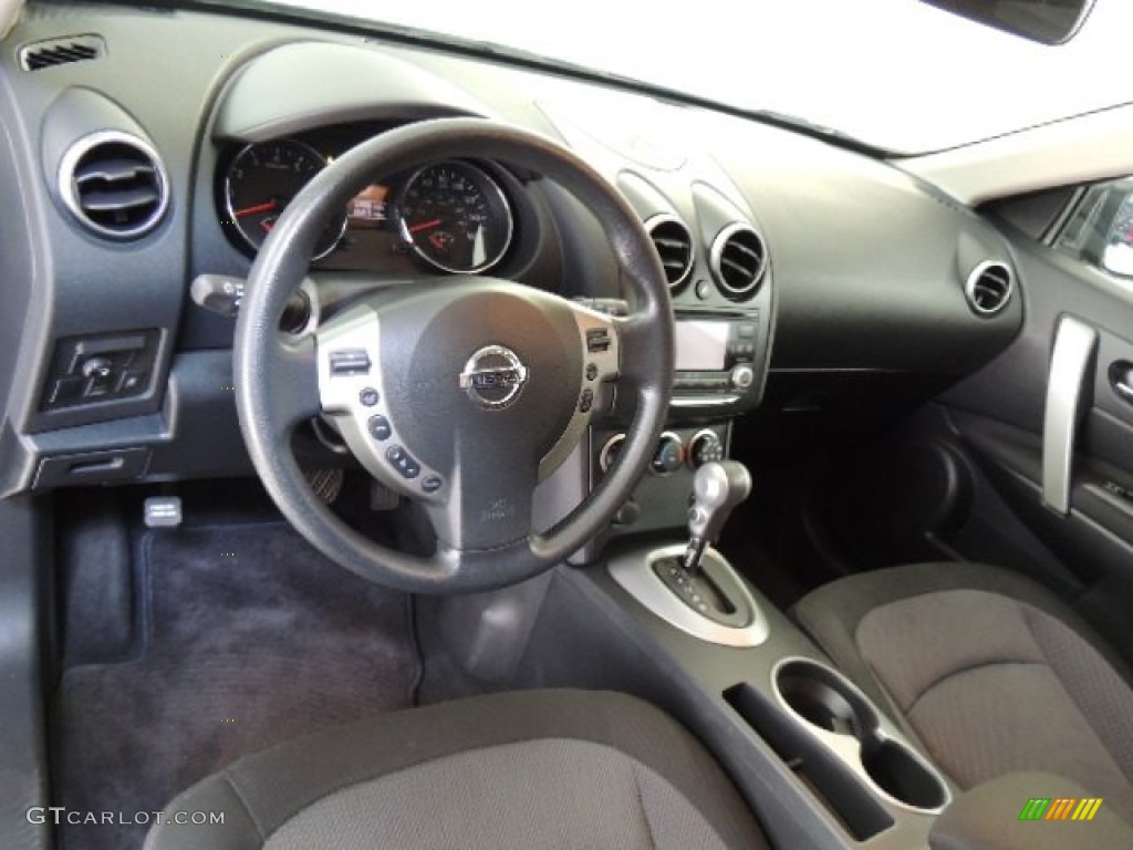 2011 Rogue SV AWD - Wicked Black / Black photo #17