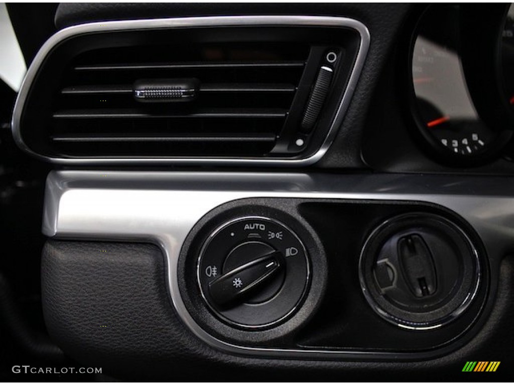 2012 Porsche New 911 Carrera S Cabriolet Controls Photo #77417400