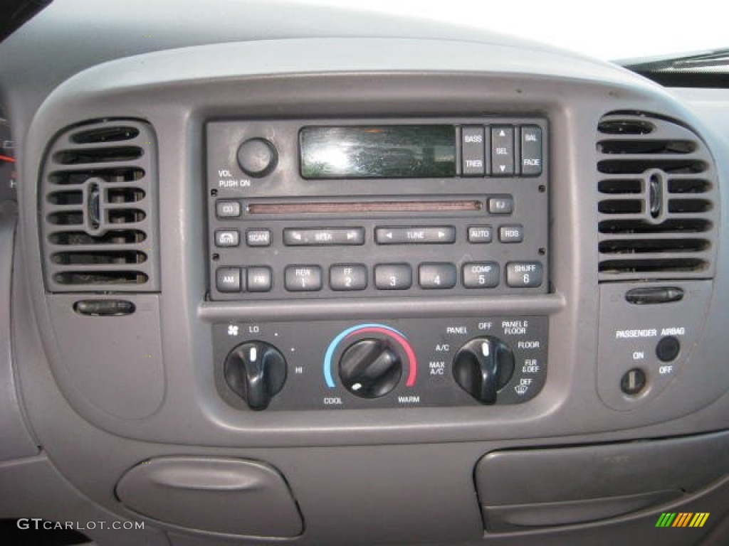1999 F150 XLT Extended Cab - Island Blue Metallic / Medium Graphite photo #25