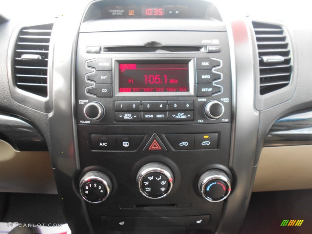 2012 Kia Sorento LX V6 AWD Controls Photos