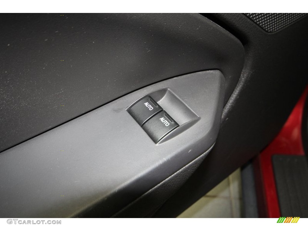 2007 Mustang V6 Deluxe Coupe - Redfire Metallic / Dark Charcoal photo #15