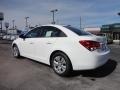 Summit White - Cruze LS Photo No. 5